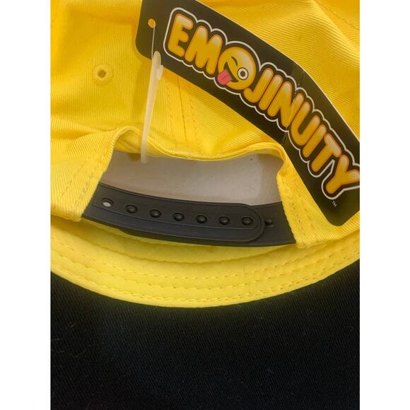 Emojinuity Snapback Style Baseball Cap Hat Yellow NEW One Size Emoji - Picture 6 of 6